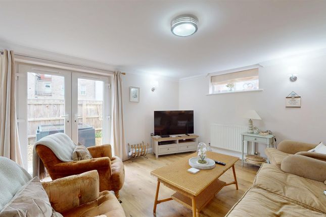 Flat 3, 18, Victoria Avenue, Swanage photo 2