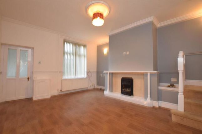 192, Pilsworth Road, Heywood photo 2