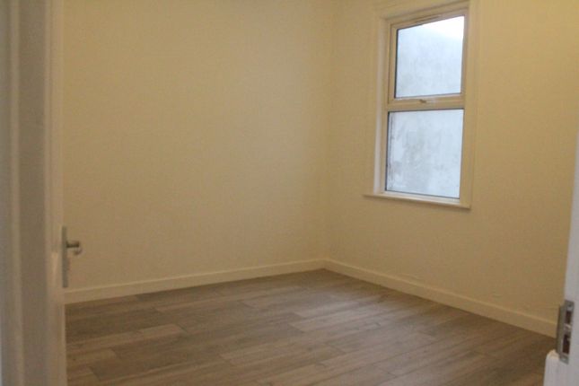 End terrace house to rent in Cornwallis Grove, London