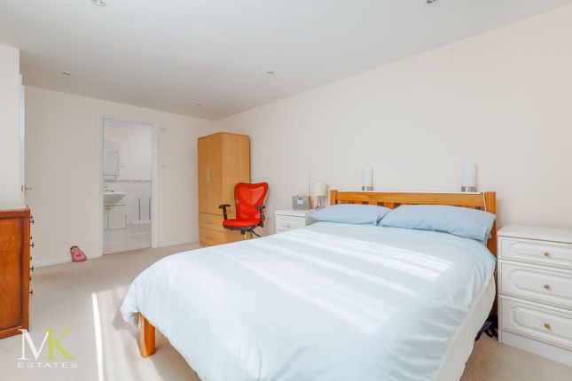 Flat 26, Melford Court, Bournemouth photo 4
