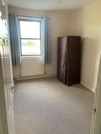 Terraced house for sale in Pennine Road, Derbyshire