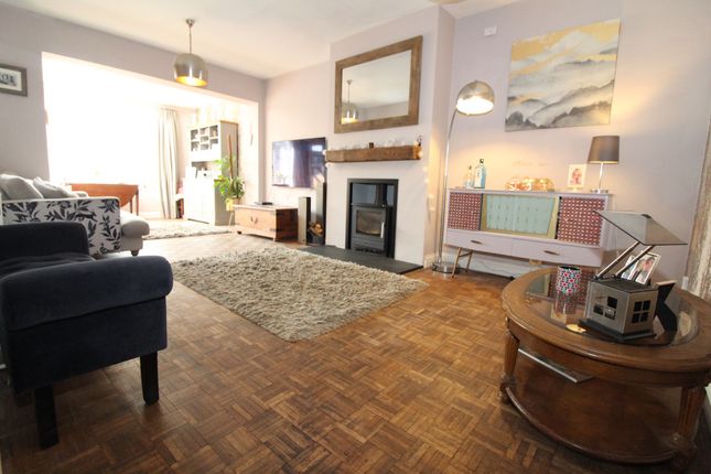 58 Fernhurst Crescent, Tunbridge Wells photo 4