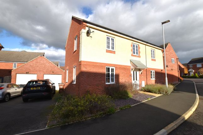 Detached house for sale in Crump Way, Evesham, Worcestershire WR11
