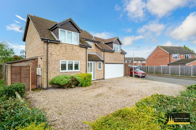 Thumbnail Detached house for sale in Richardson Close, Broughton Astley, Leicester