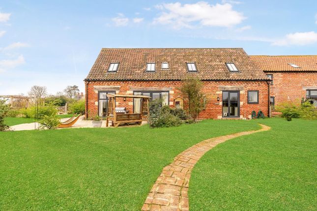 Property for sale in South Farm, Thurlby, Lincoln