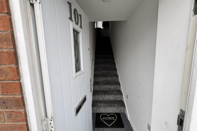 101, Shard End Crescent, Birmingham photo 2