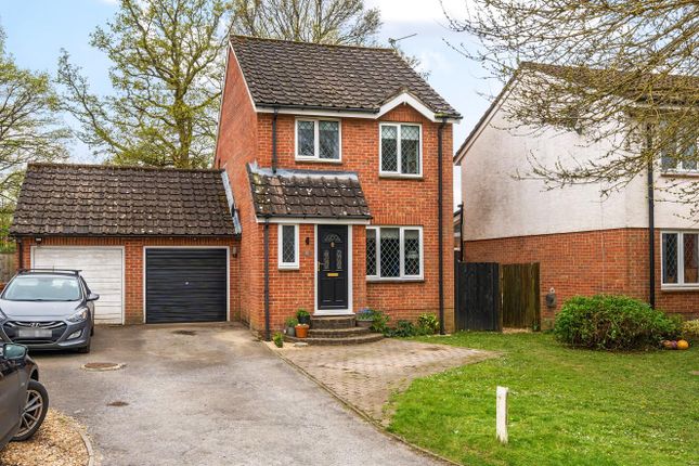 Detached house for sale in Salcombe Close, Valley Park, Chandler's Ford