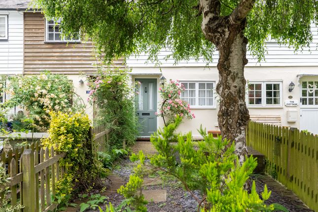 Thumbnail Terraced house for sale in North Street, Dorking