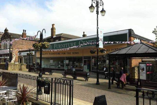 Retail premises to let in 129, Queen Street Morley, Leeds, Leeds LS27