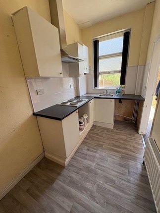 42, Lonsdale Street, Bradford photo 2