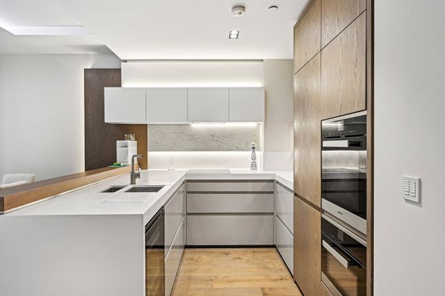 Apartment G02, 4, Pearson Square, London photo 2