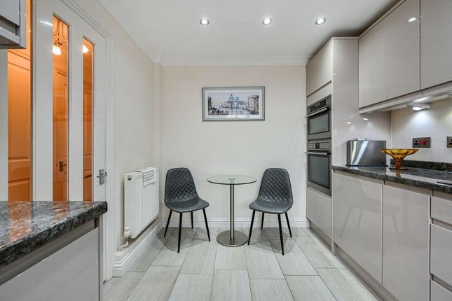 168 Lynwood, Folkestone photo 4