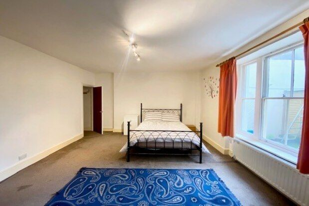 Thumbnail Room to rent in Adelaide Crescent, Hove