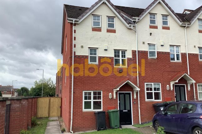 Thumbnail Terraced house to rent in Mersey Walk, Tranmere, Birkenhead
