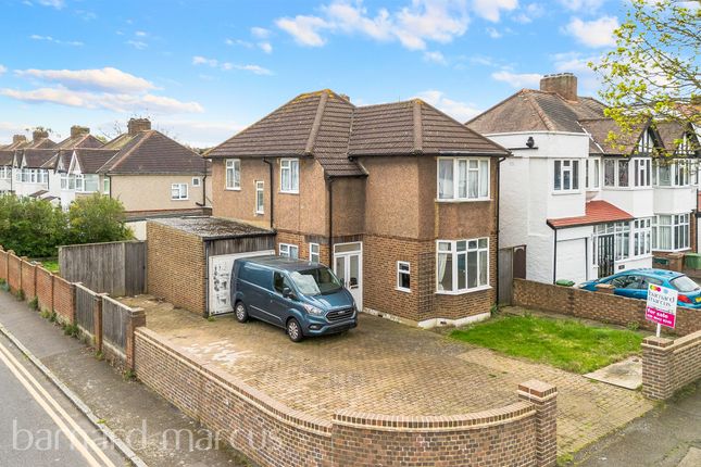 Thumbnail Detached house for sale in Woodstock Avenue, Sutton