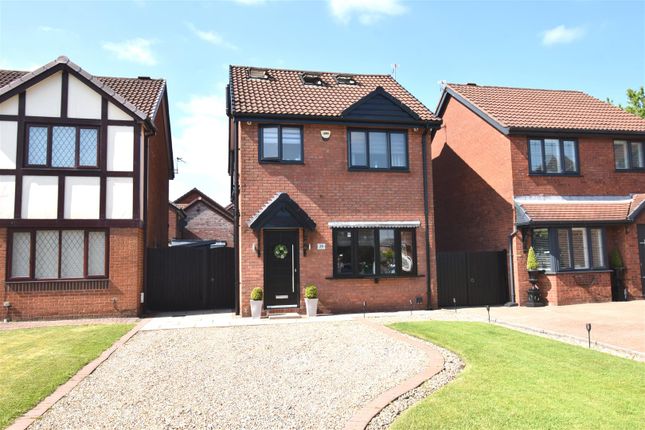 Thumbnail Detached house for sale in Wayfaring, Westhoughton, Bolton