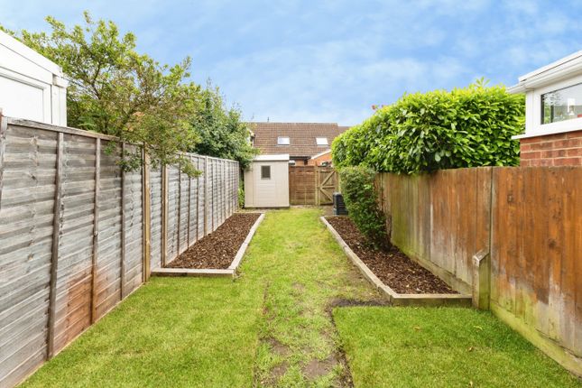27, Alston Mews, Thatcham photo 2