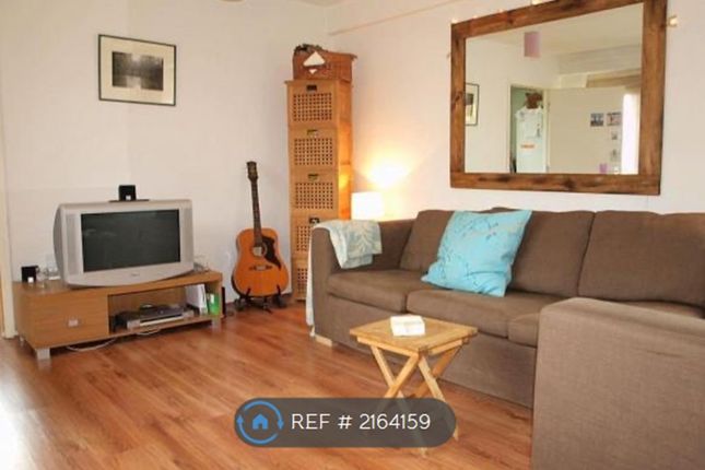 Thumbnail Flat to rent in Major Close, London