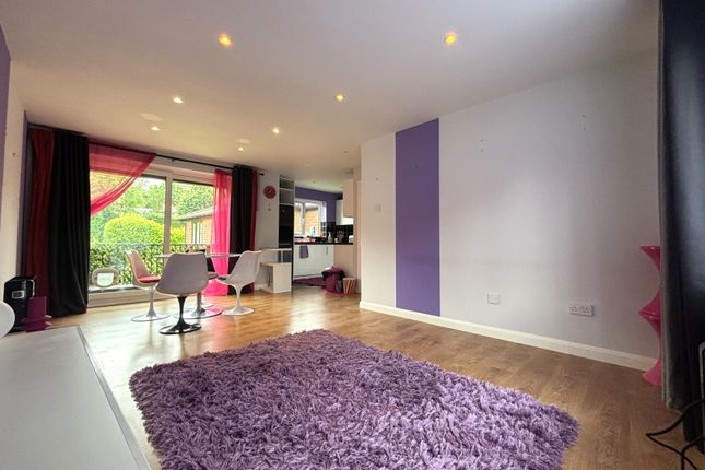 74 Fernbank, Tollwood Park, Crowborough photo 3