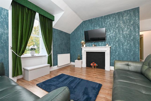 6, Castlebank, Lanark photo 4
