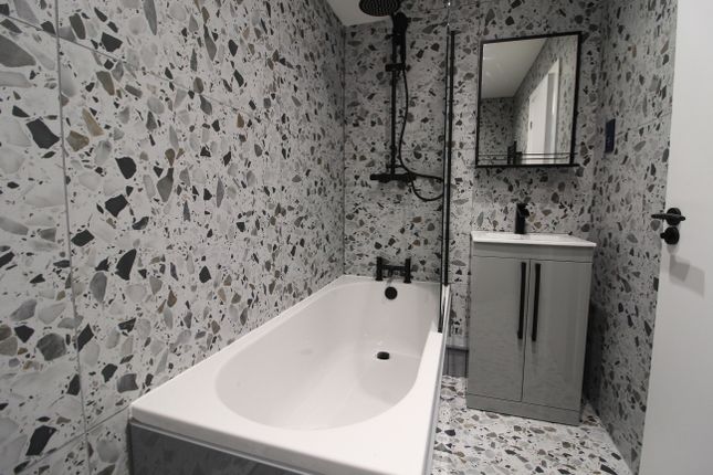 Ropery Inn Flat 8, 202, Ropery Road, Gainsborough photo 5