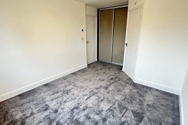 End terrace house for sale in Handford Crescent, Shirley