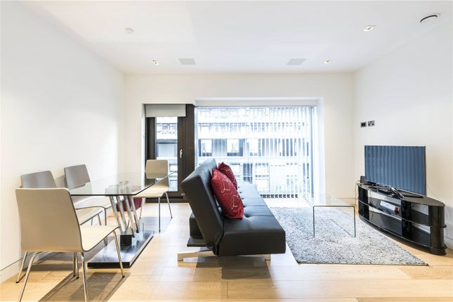 Apartment 33, Roman House, Wood Street, London photo 2