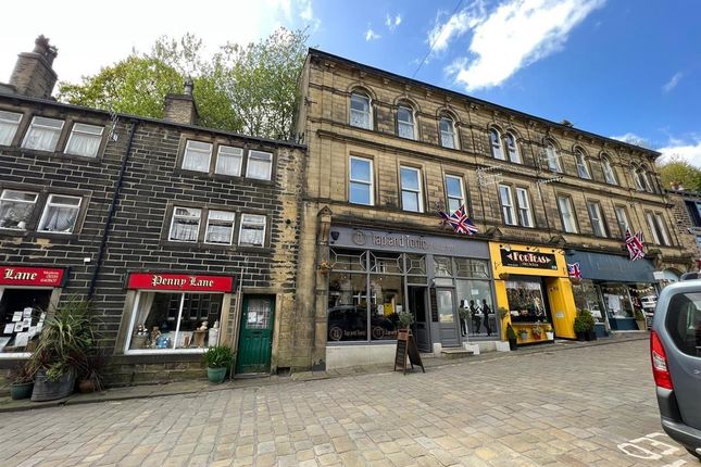 Thumbnail Flat to rent in Main Street, Haworth, Keighley