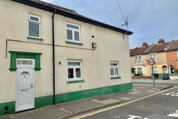 End terrace house to rent in St. Marks Road, Portsmouth