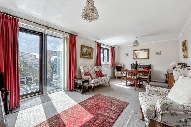 6, Cannon Court Mews, Sherborne photo 2