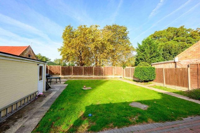 2, Willow Drive, Kings Lynn photo 4