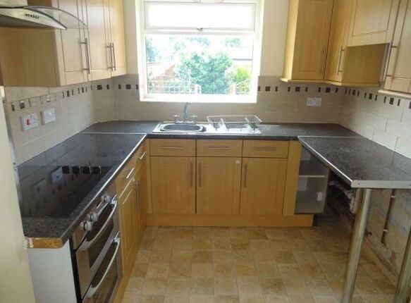 Thumbnail Property to rent in Mulberry Road, Cannock