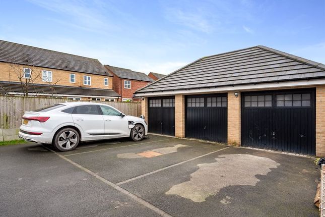 Mews house for sale in Range Drive, Standish, Wigan