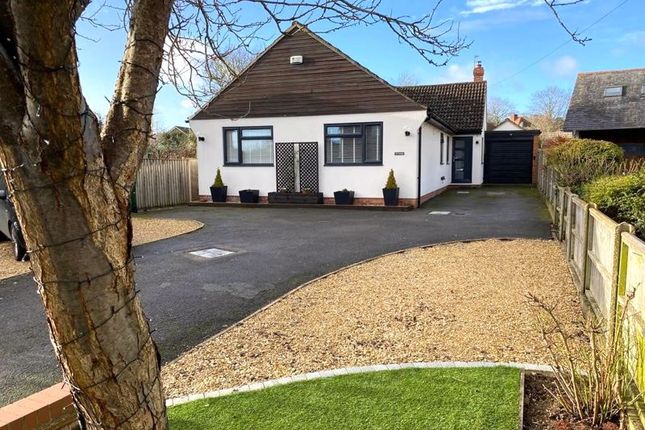 Thumbnail Bungalow for sale in Church Street, Upton, Didcot