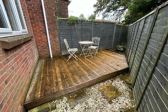 3 Newtown Court,, Winchester Road, Southampton photo 4