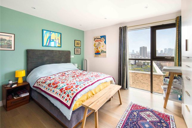 Flat for sale in Vega House, 17 Hemming Street, London