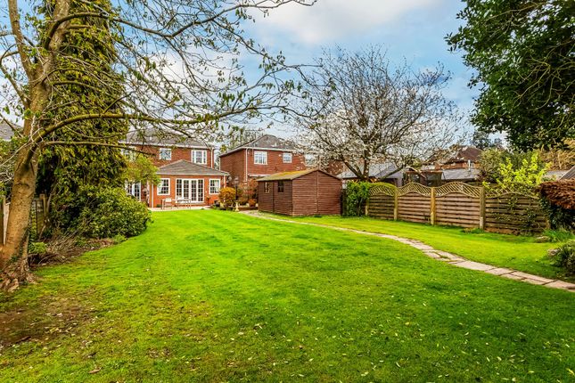 Detached house for sale in Meadow Bank, Mill Hill, Edenbridge