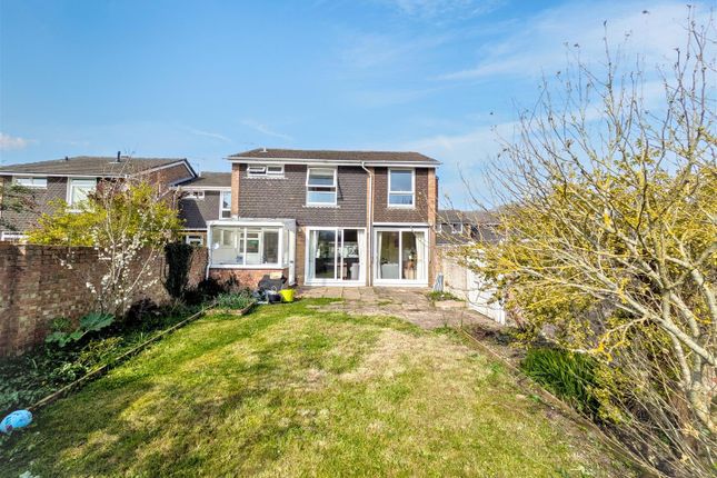 6, Grove Park, Chichester photo 3