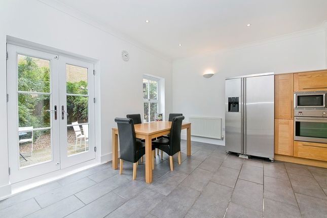 14, Busby Place, Kentish Town photo 4