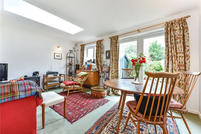 5 Stanbury Close, Chichester photo 4