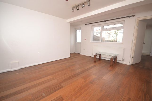 Flat for sale in Oxford Road, Reading