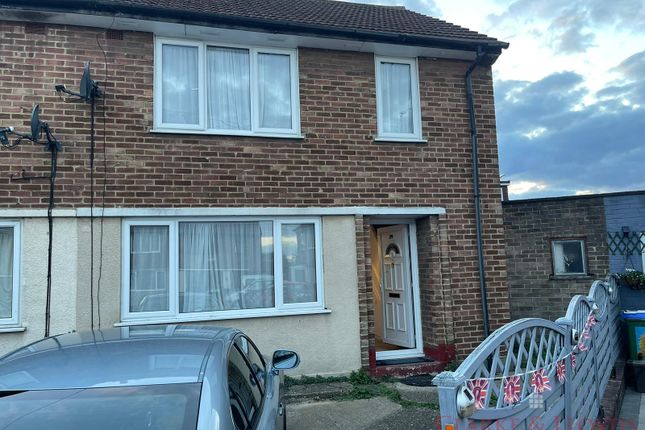 Thumbnail Semi-detached house to rent in Jenningtree Road, Erith