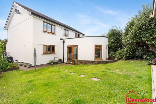 28, Pinehurst Avenue, Douglas photo 2