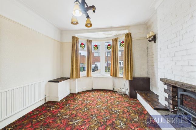 53, The Crescent, Trafford photo 4
