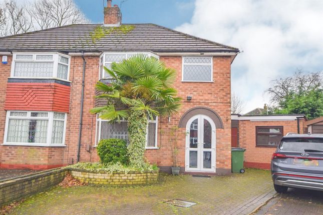 Thumbnail Semi-detached house to rent in Motcombe Road, Heald Green, Cheadle