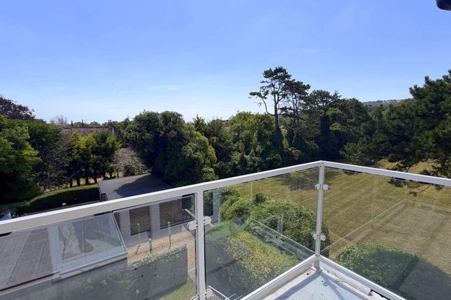 Flat 9, Como House, 105 Carlisle Road, Eastbourne photo 3