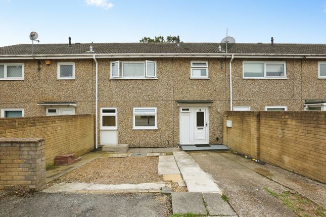 2, Deeping Close, Southampton photo 2