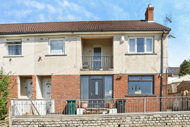 2-bed flat on 22, Gray Avenue, Shipley, £60,000