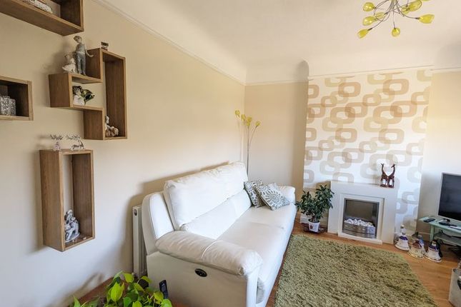 2, Vincent Avenue, Llandudno photo 3