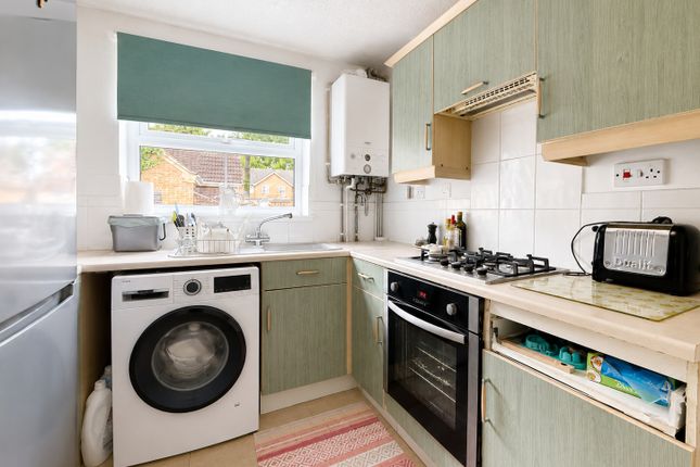 7, Lime Tree Close, Lincoln photo 3